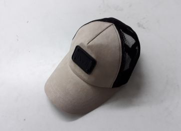 Siyah Fileli Şapka